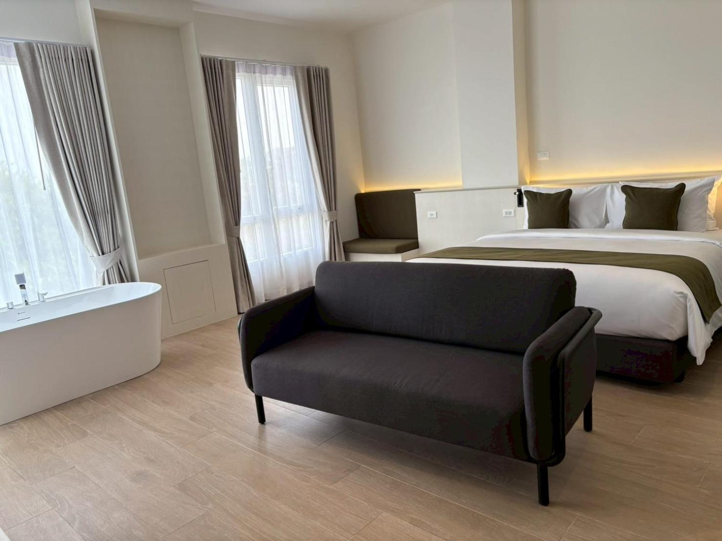 Whitt Khách sạn Hua Hin