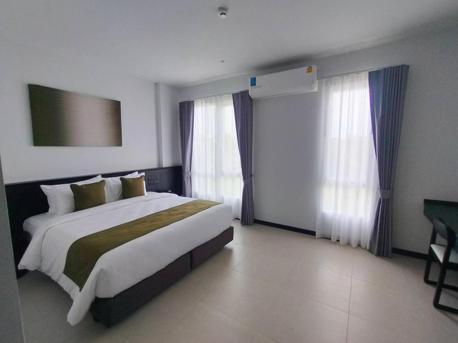 Whitt Khách sạn Hua Hin