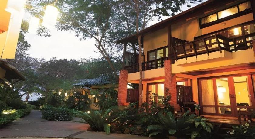 Resort Baan Talay Dao 3*