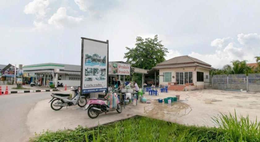 Hotel Capital O961 Baan Dow Chompoo