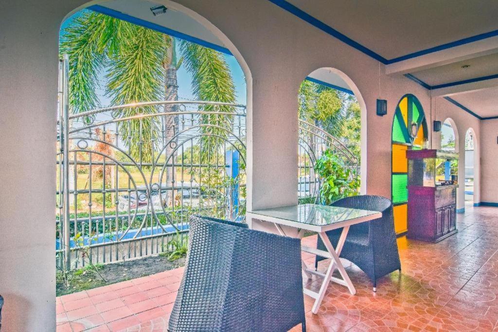 Khu nghỉ mát Seaside 2*