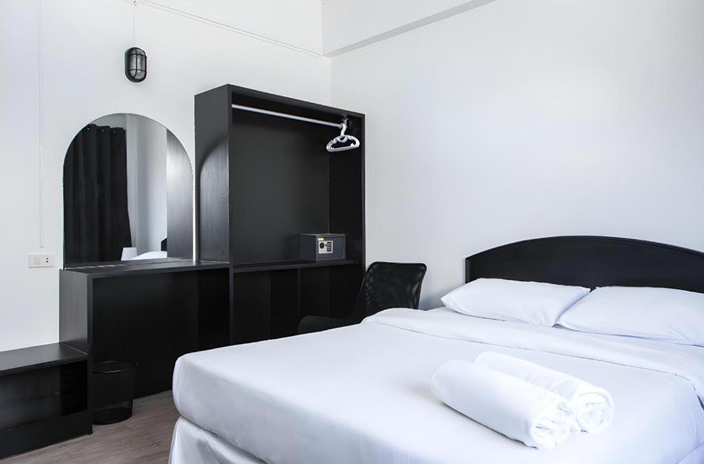 Crystal Hotel 3*