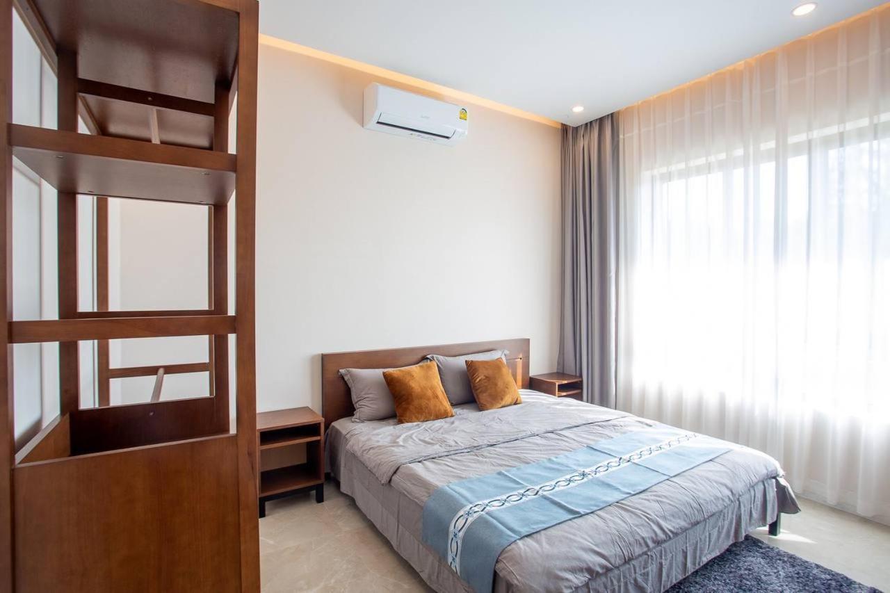 Pooler Villa Hua Hin