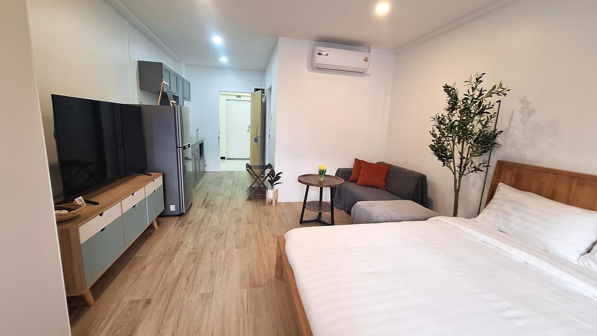 Sport Hua Hin, With Pool View And Kitchenette Apartment