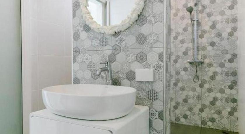 Capital O 1009 Leleaf Valley Pool Hotel 3*