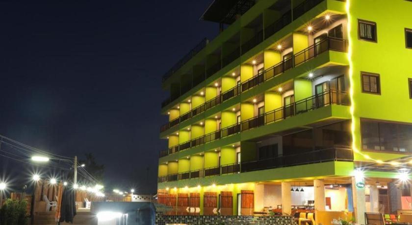 Hotel Bullkool Pool