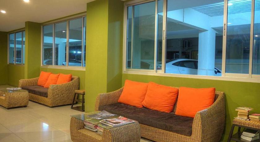 Hotel Veerawan @