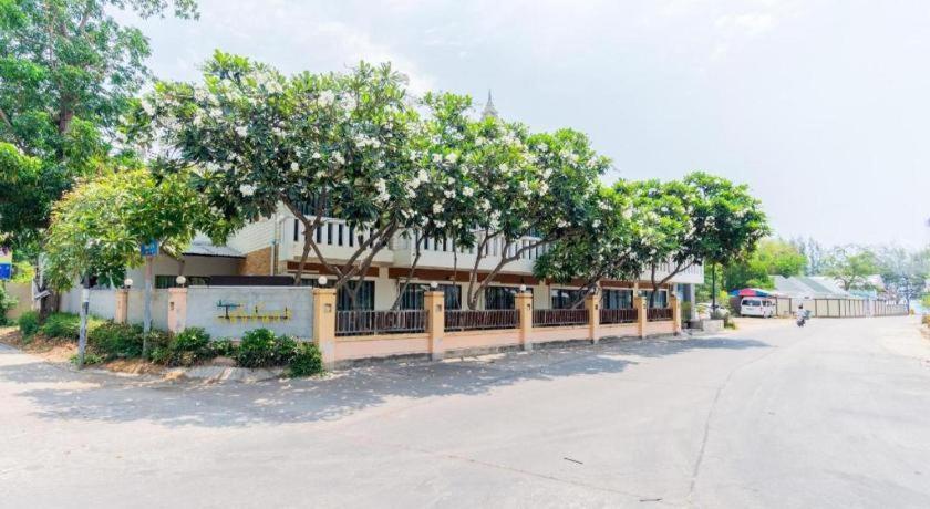 Hotel Oyo 884 Baan Sang Chan Cha-am