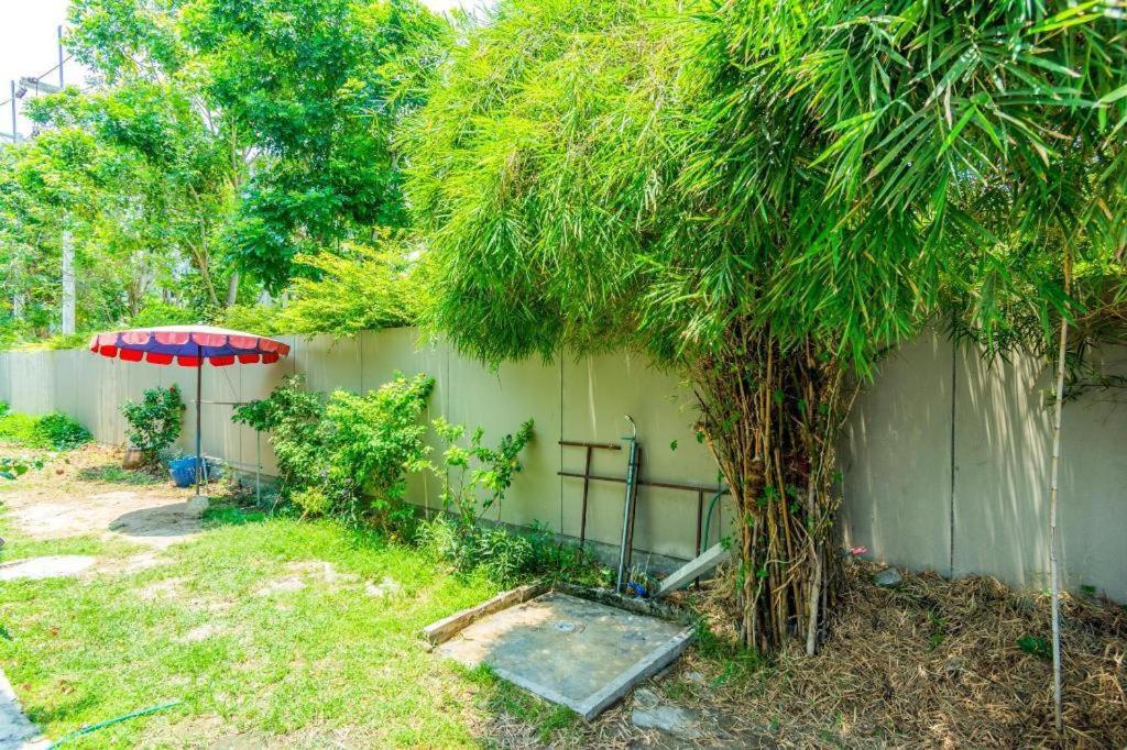 Oyo 884 Baan Sang Chan Cha-am Hotel Hua Hin