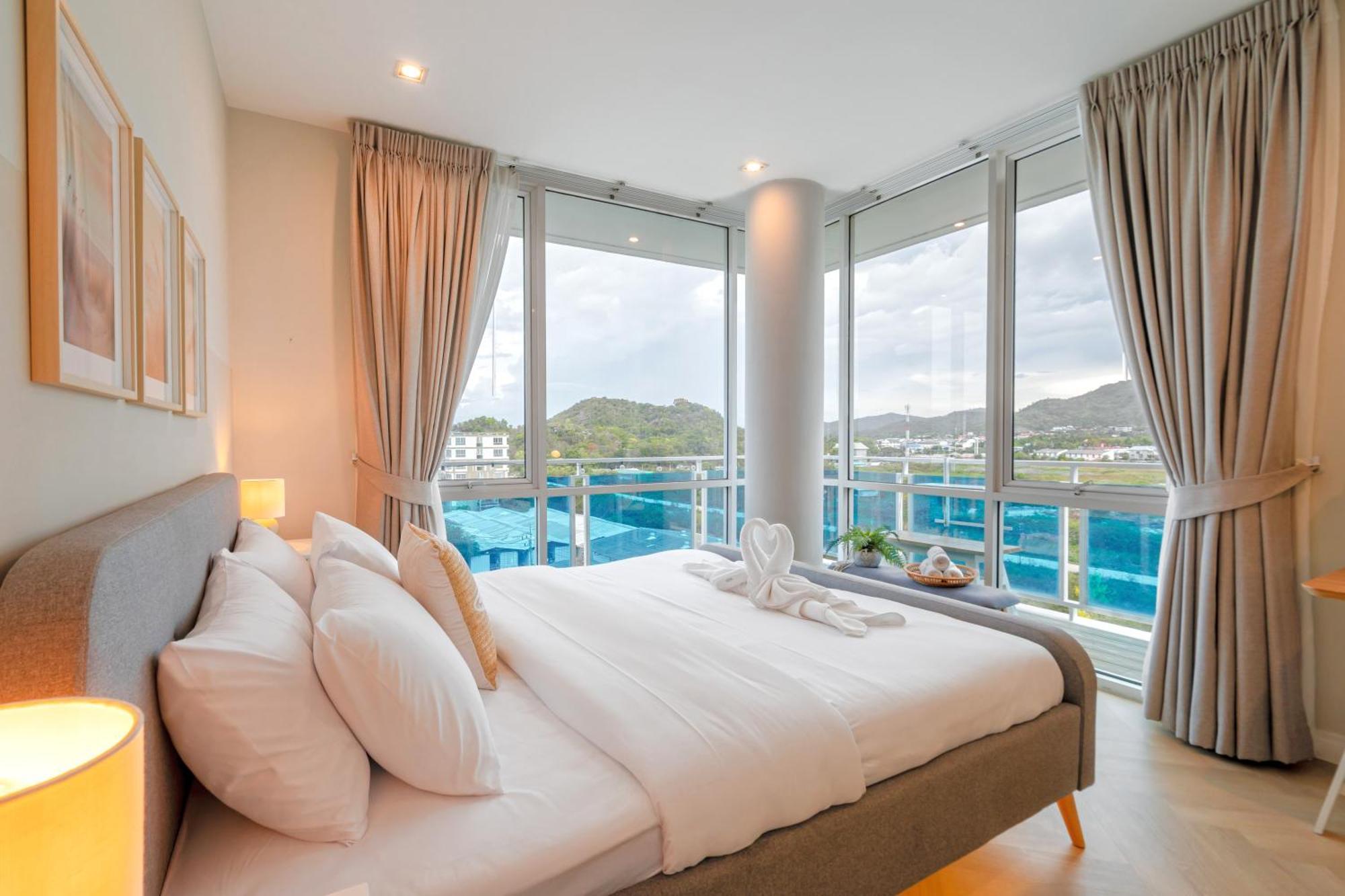 My - Floor, 104m2, Terrace, 8 Pools, 5 Min & Cicada Hua Hin