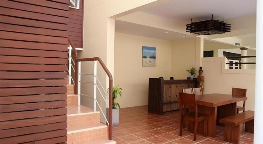 Hotel Paisiri 2*