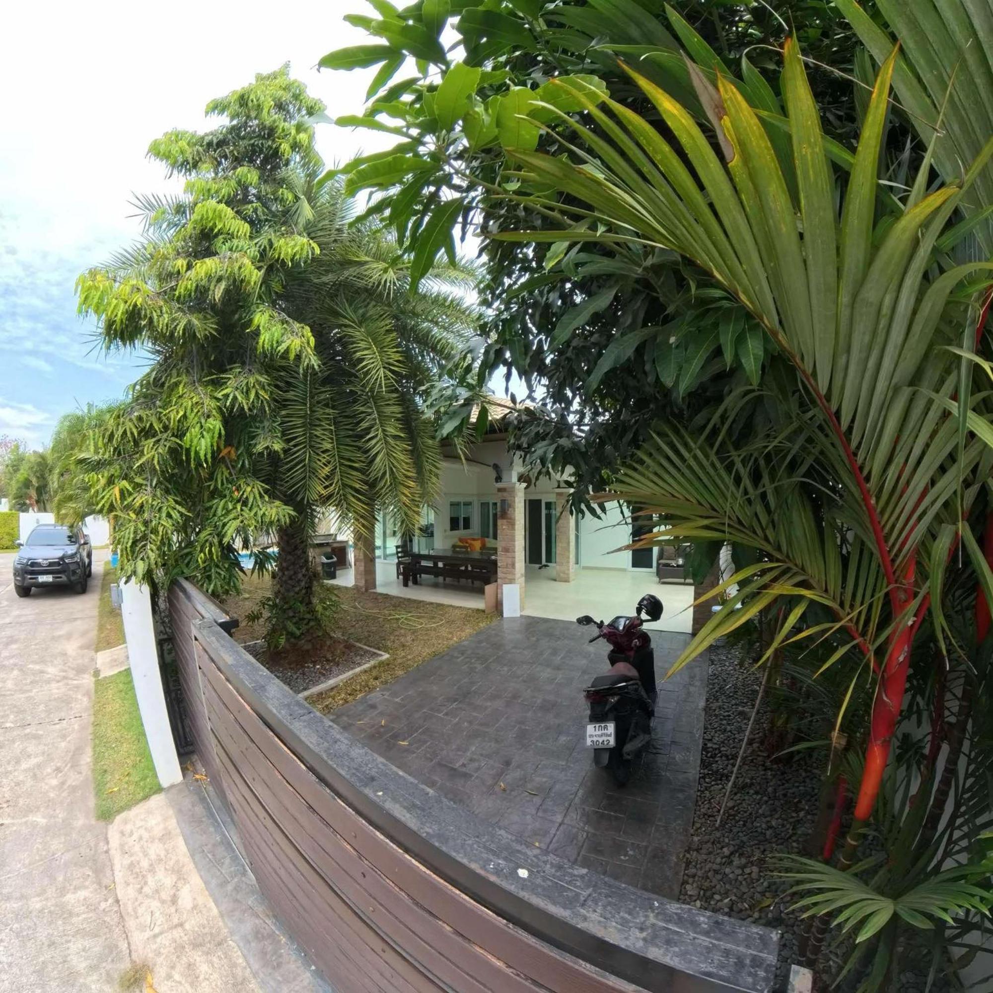 Beautiful 3 Bed Private Pool In Hua Hin