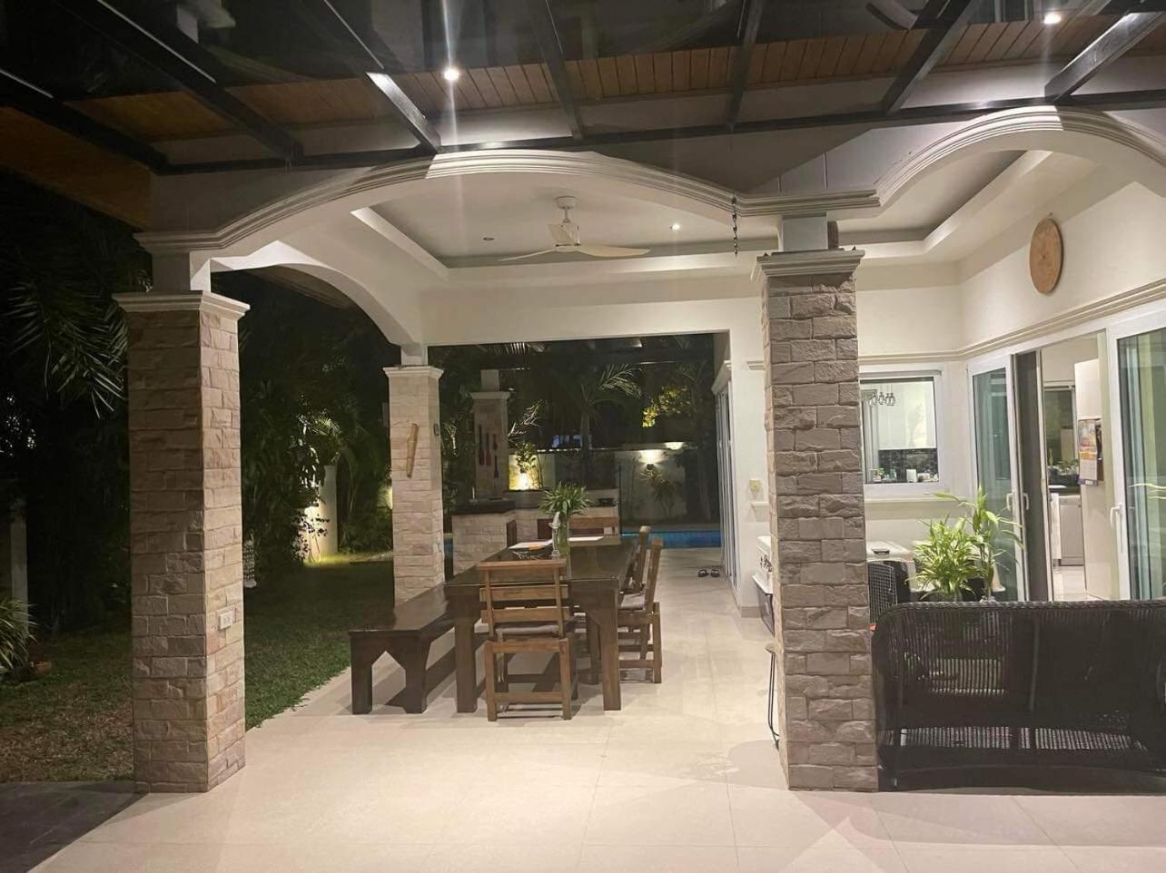 Beautiful 3 Bed Private Pool In Villa Hua Hin