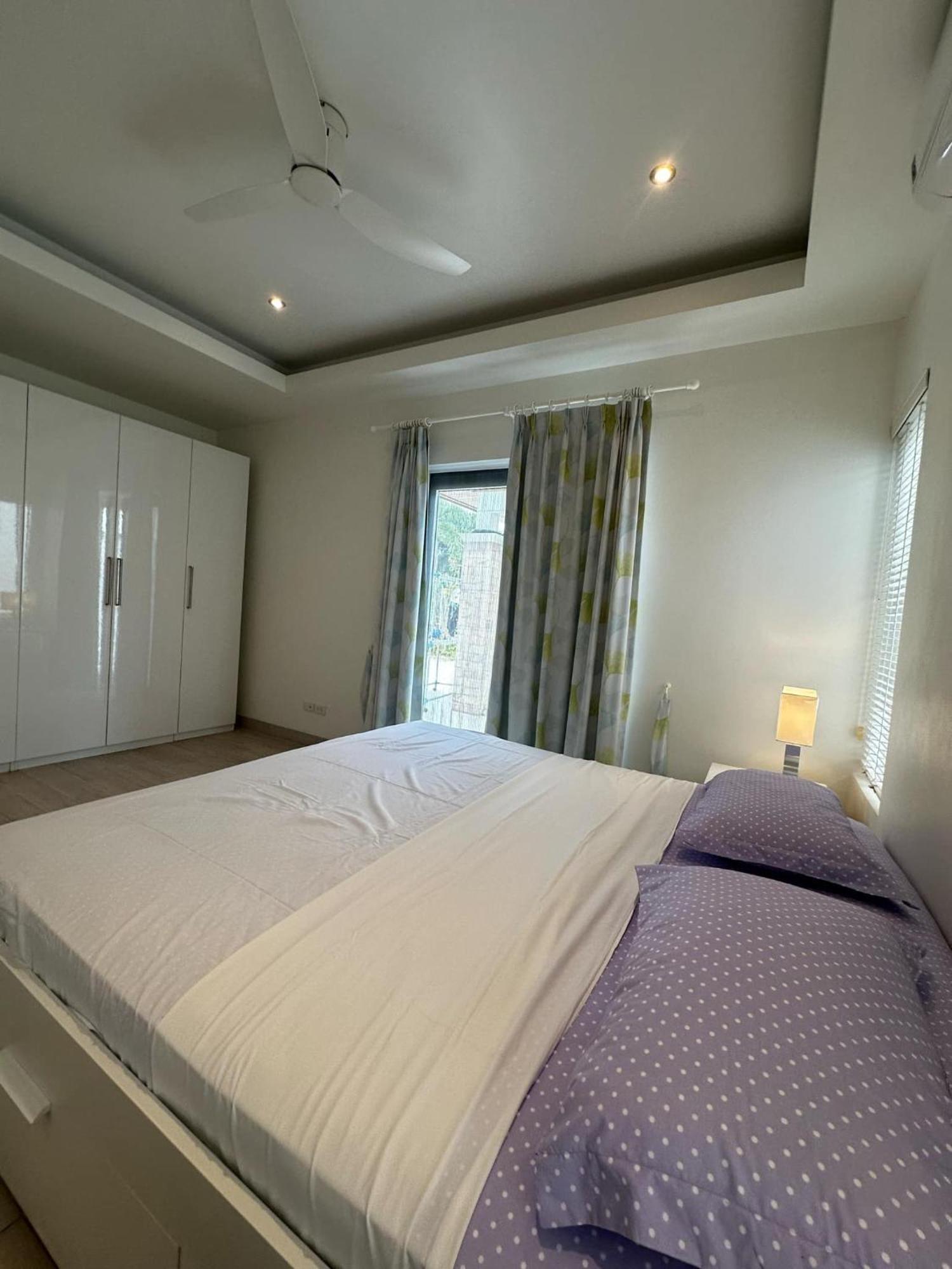 Villa Beautiful 3 Bed Private Pool In