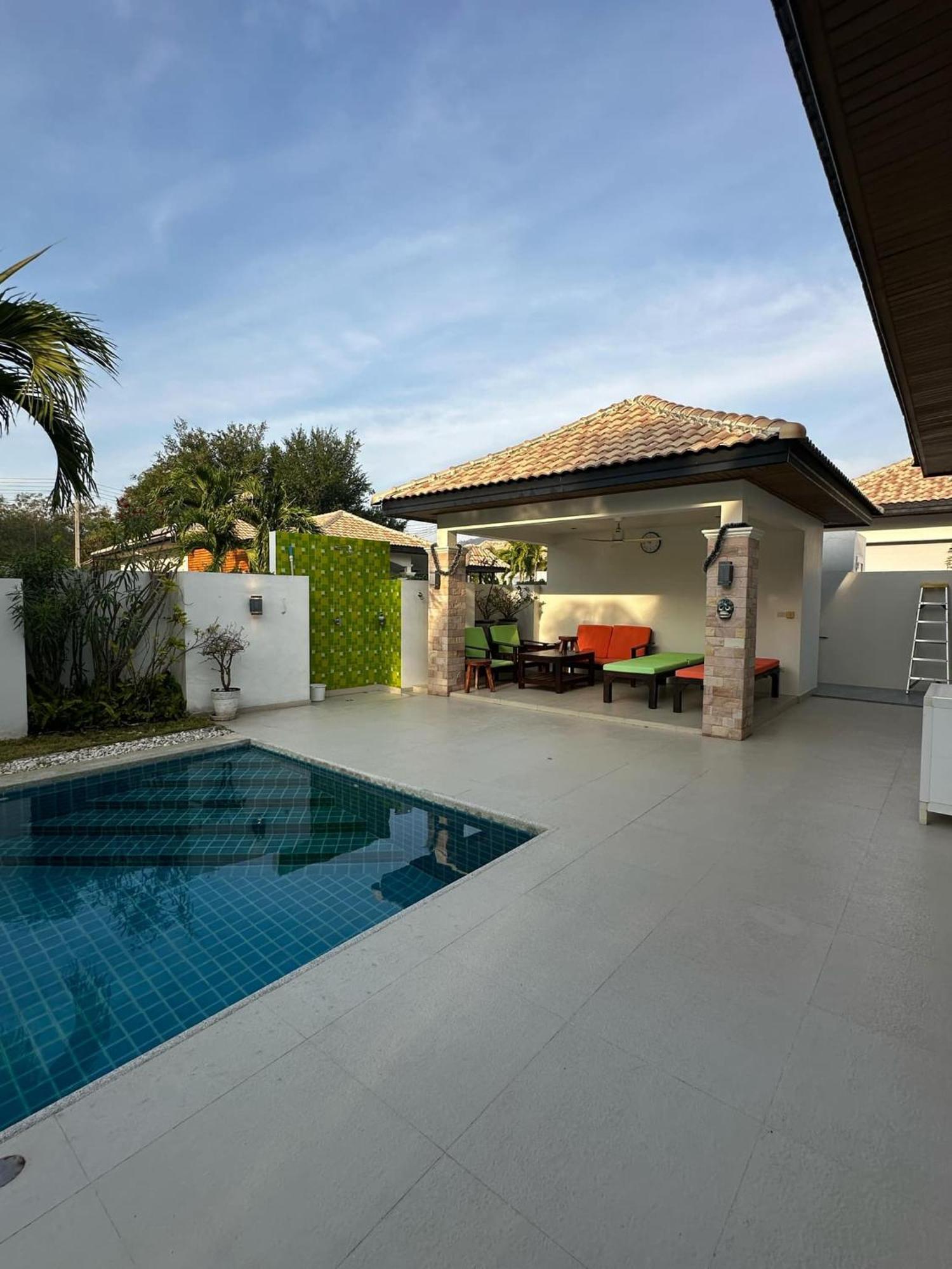 Beautiful 3 Bed Private Pool In Villa