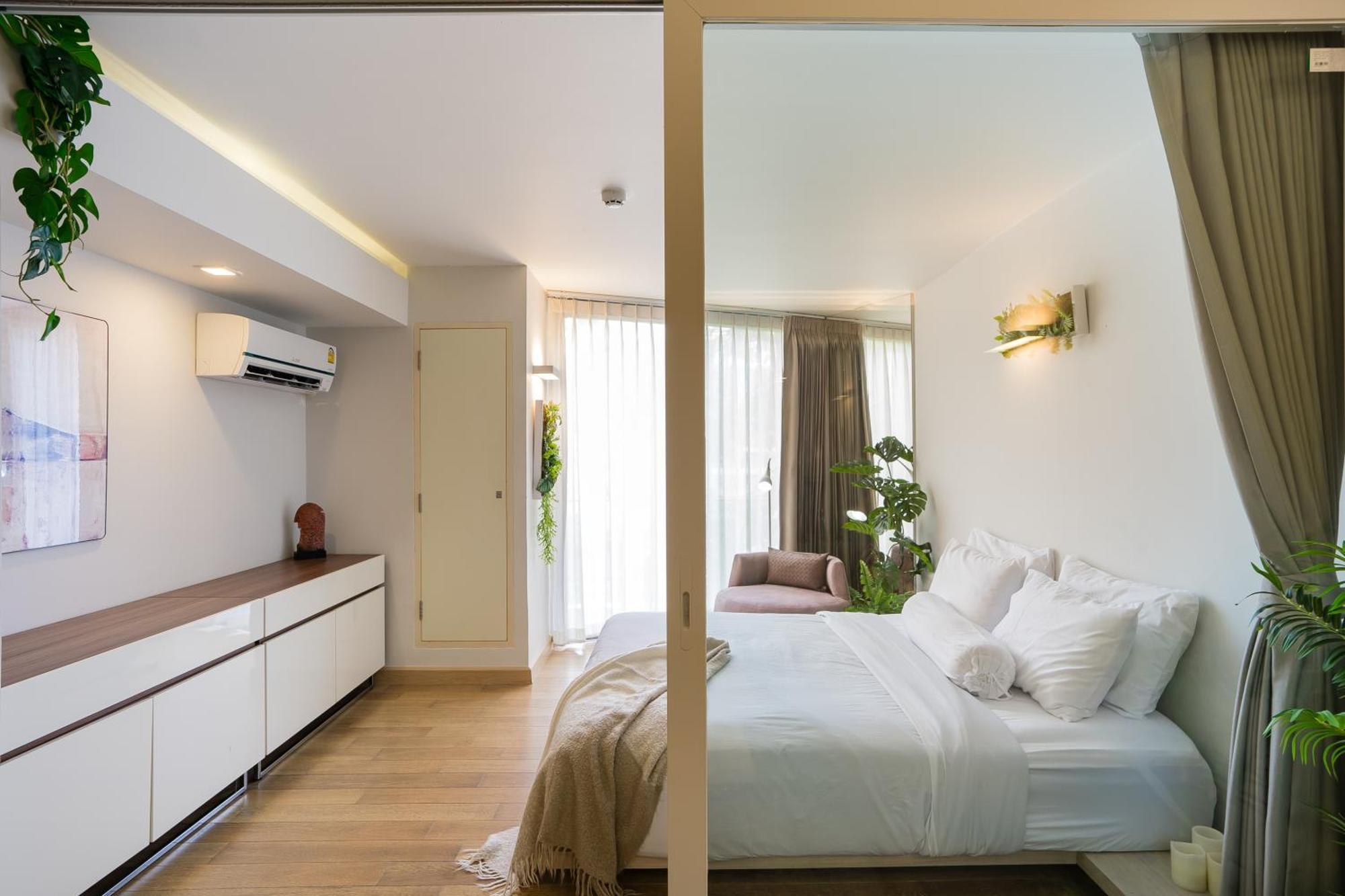Beachside Chic Coastal Hideaway With Pool, Gym & View * Hua Hin