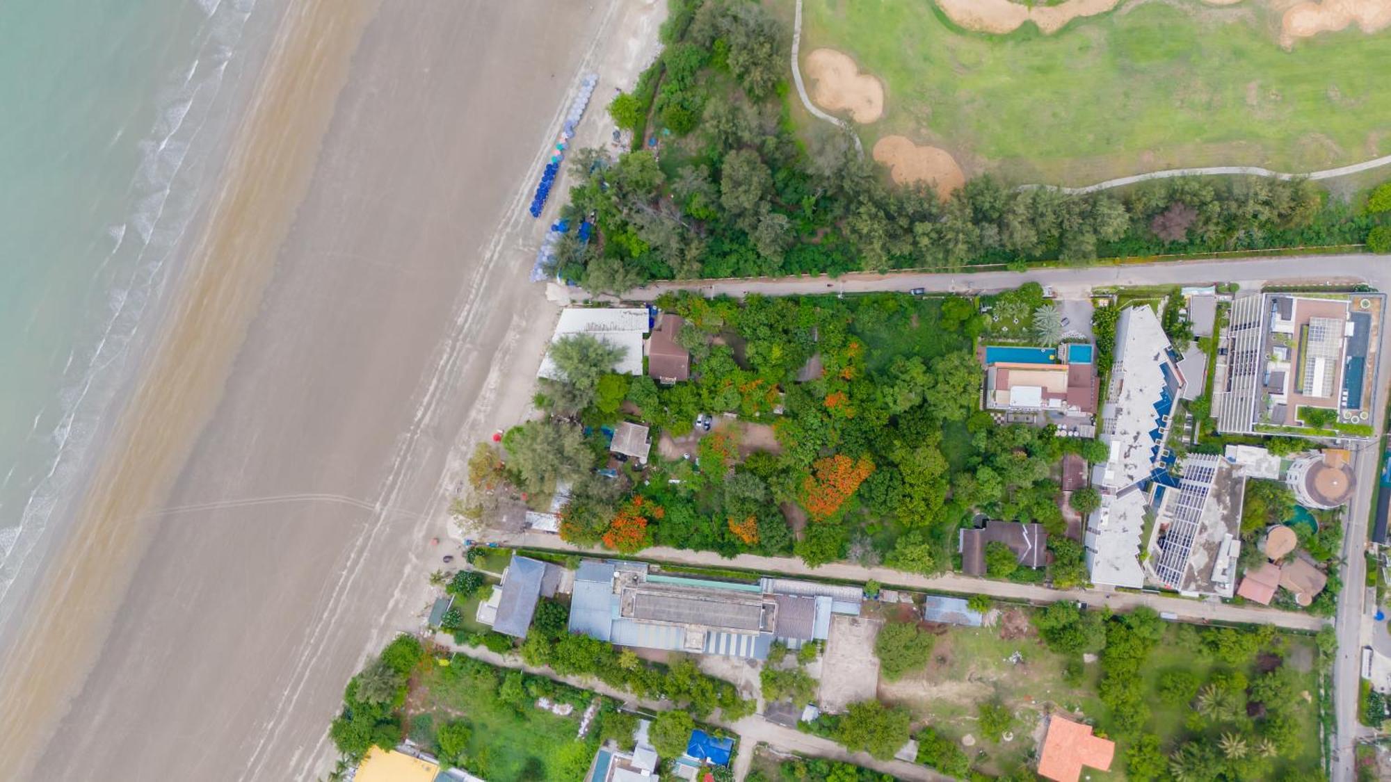 Beachside Chic Coastal Hideaway With Pool, Gym & View Hua Hin