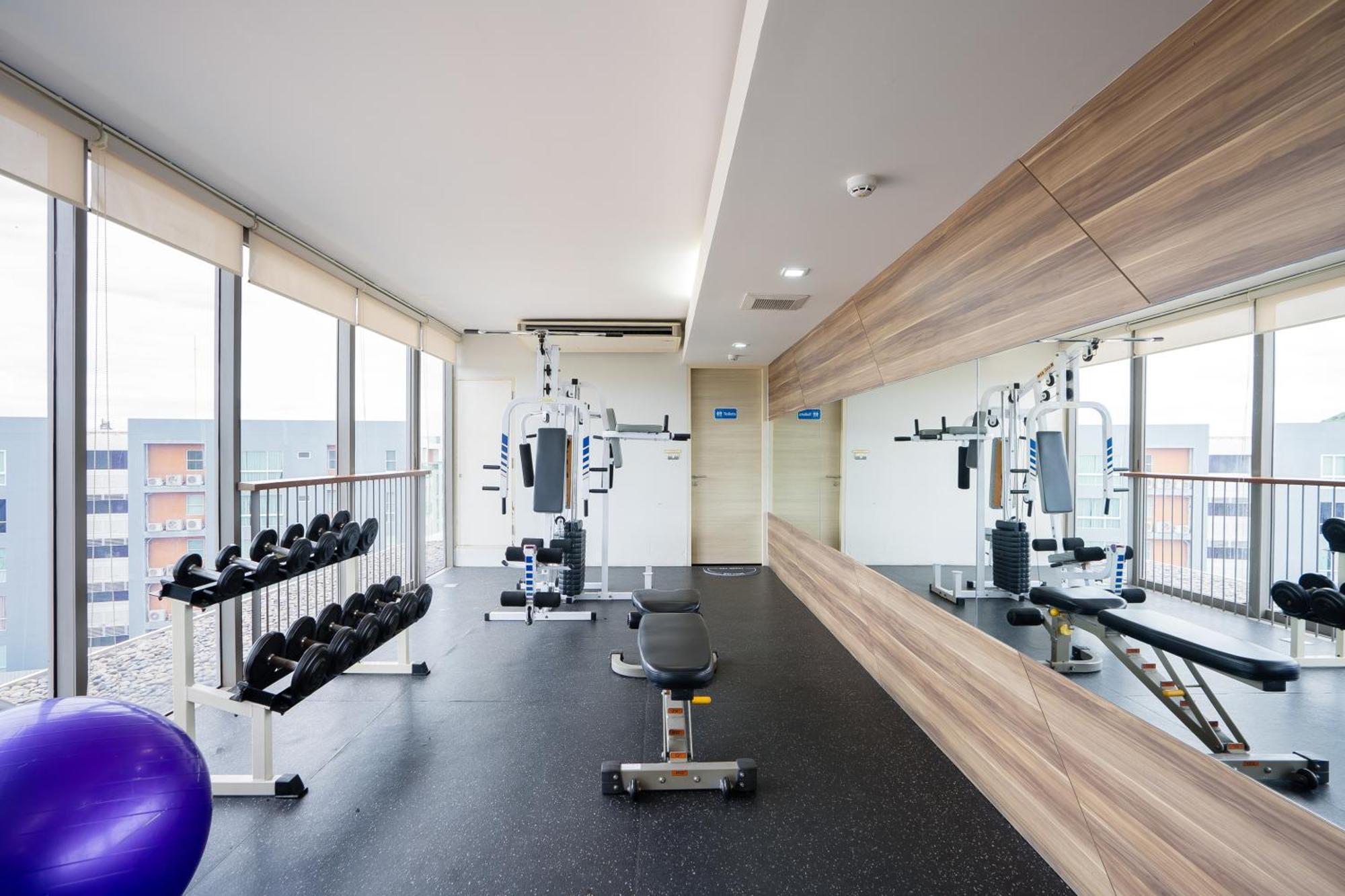 Apartment Beachside Chic Coastal Hideaway With Pool, Gym & View Hua Hin