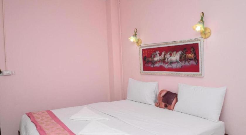 Hotel Baan Taklom Chomtalay Hua Hin