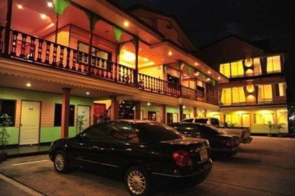 Magic House *