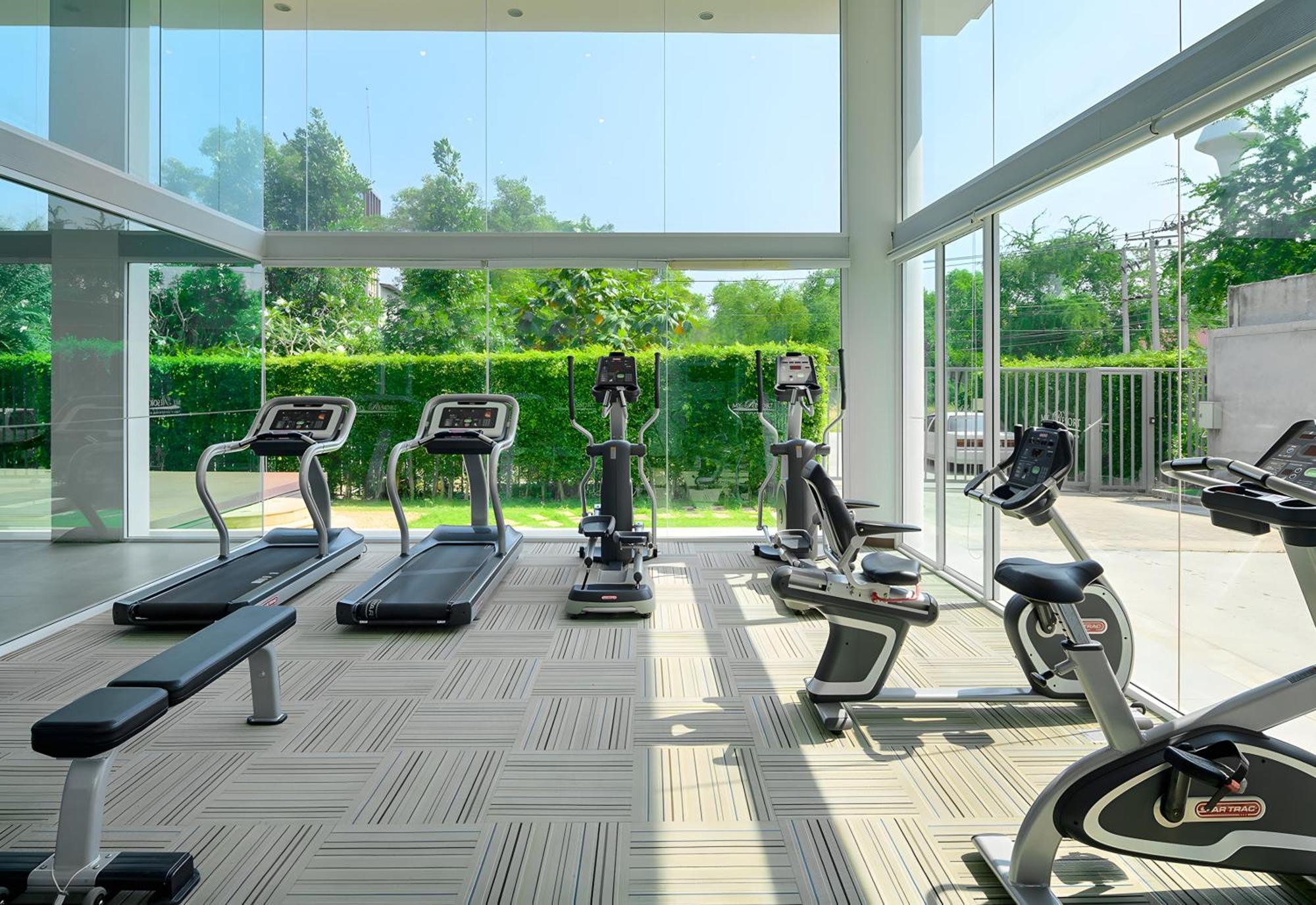 My - Floor, 104m2, Terrace, 8 Pools, 5 Min & Cicada Hua Hin