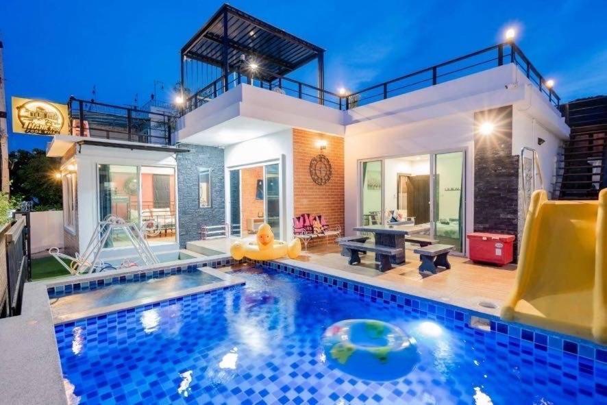 Villa Thank Pool *