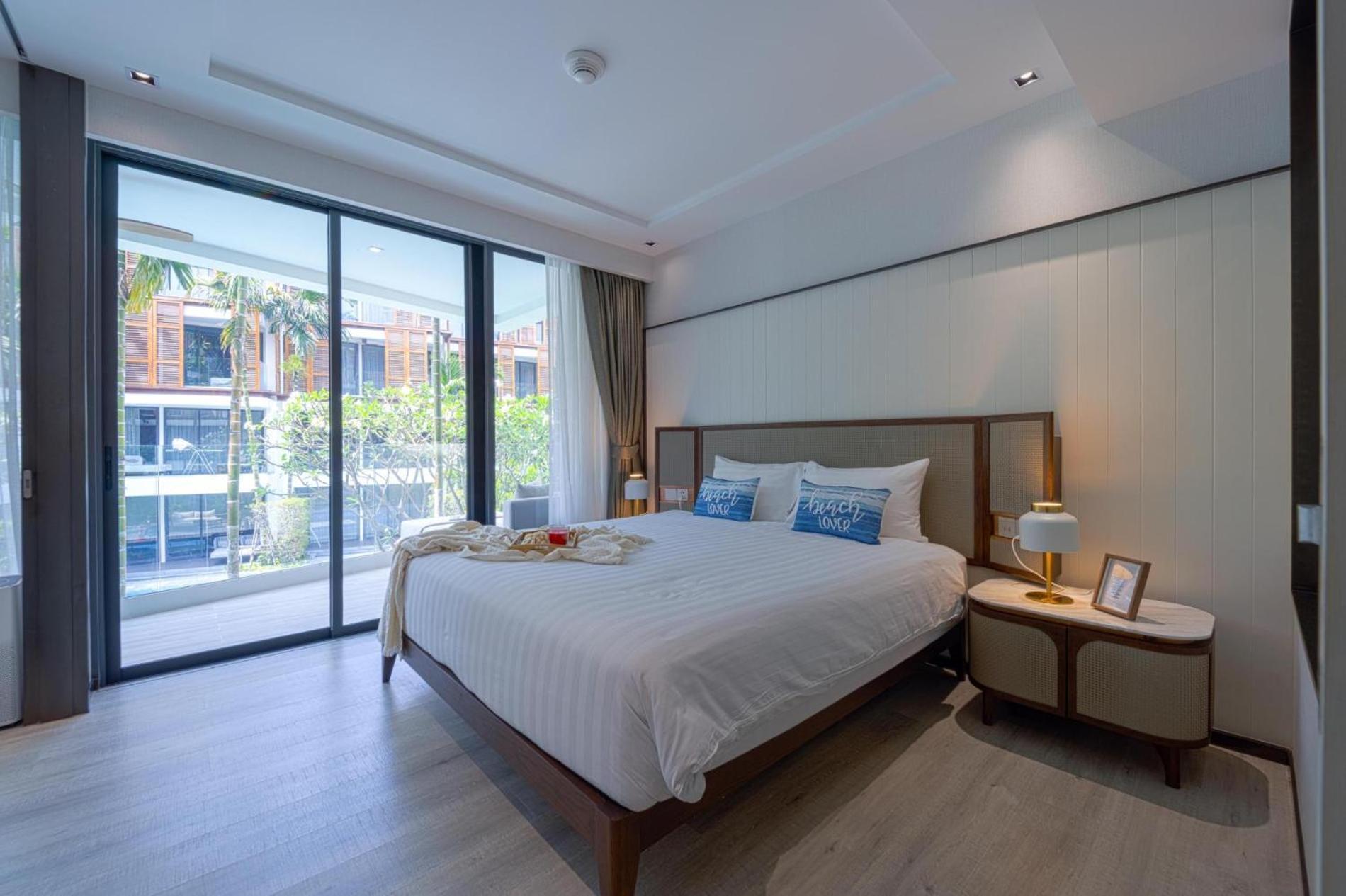 Intercontinental Residences 2 Bedroom - Ira Apartment