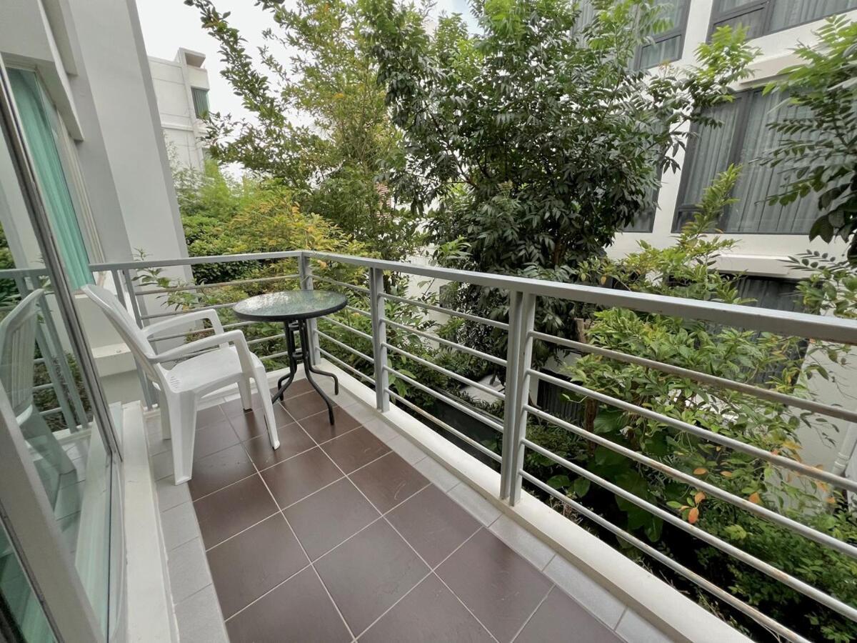 Apartment Relaxing Link To With Pool *