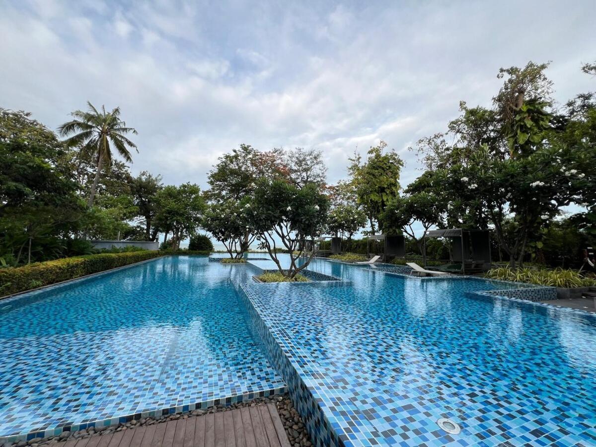 Apartment Relaxing Link To With Pool