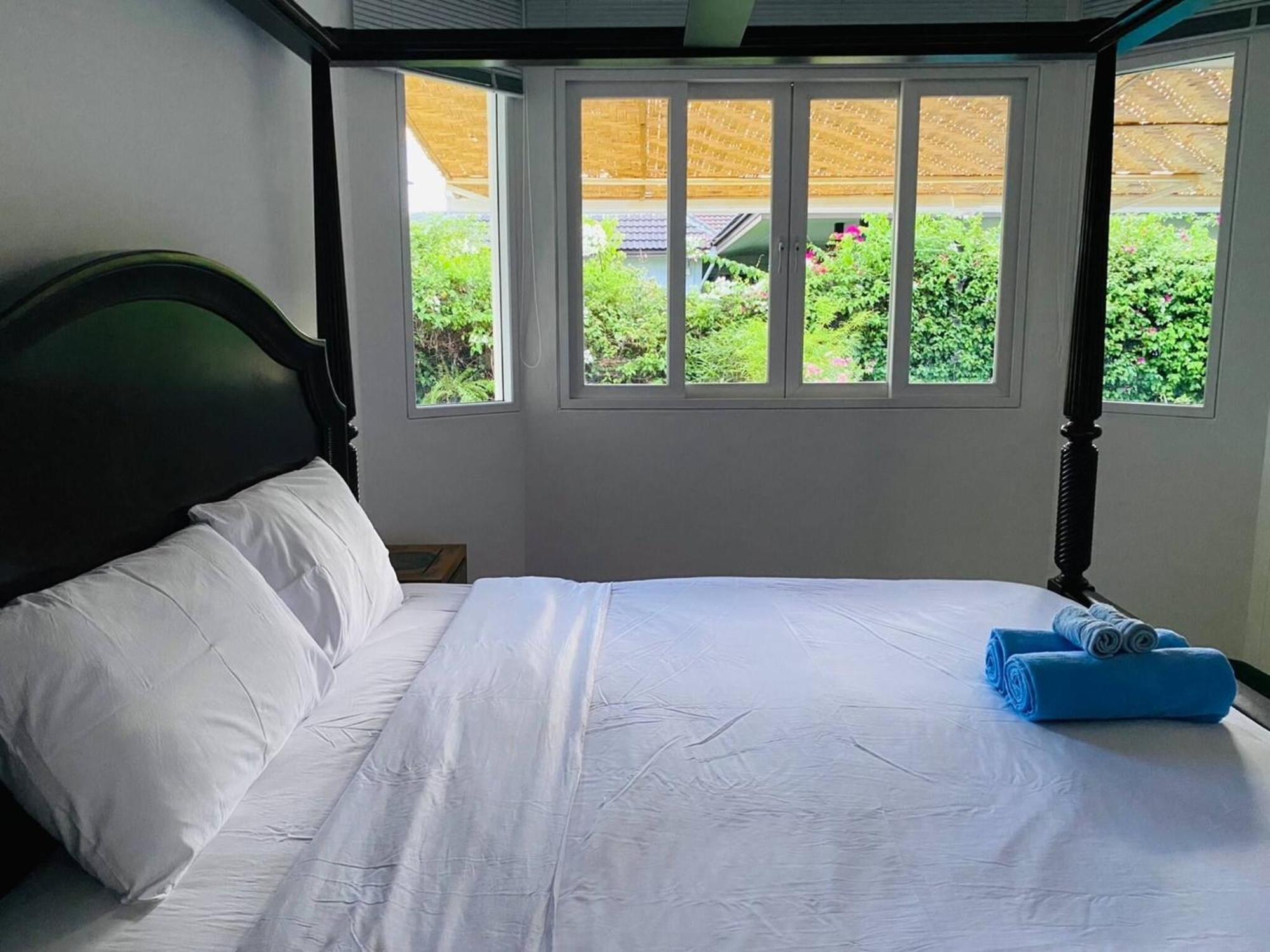 Hidden Oasis Private Pool 2km To Beachmall Hua Hin