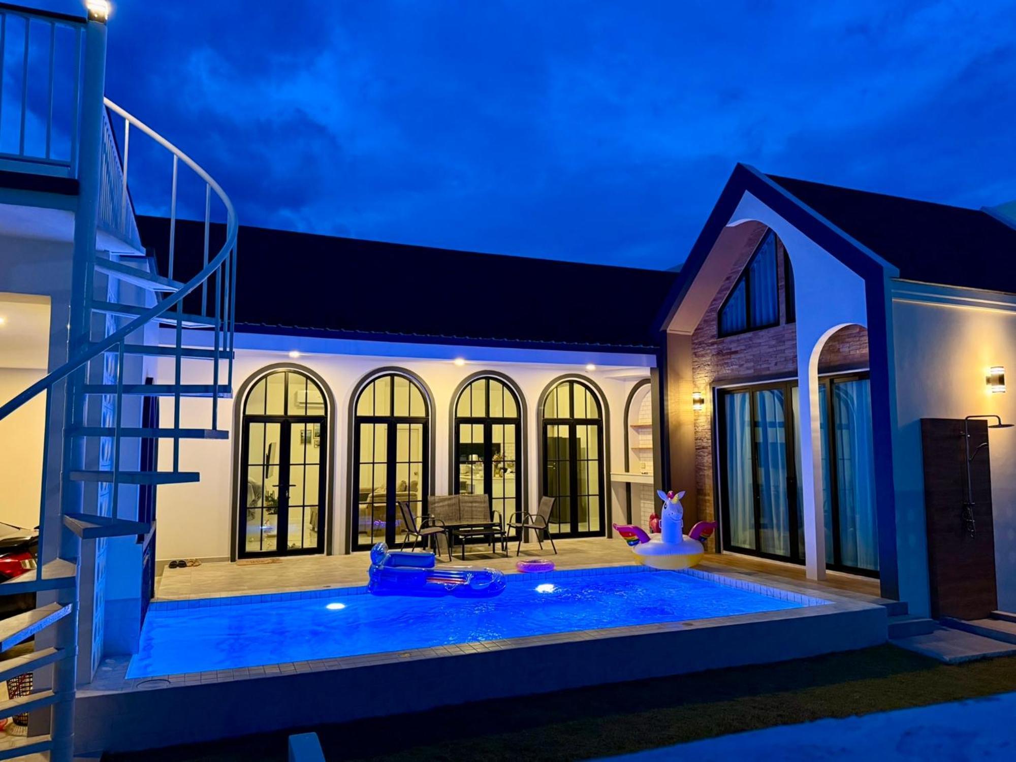 Villa N&c Mountain Pool Hua Hin