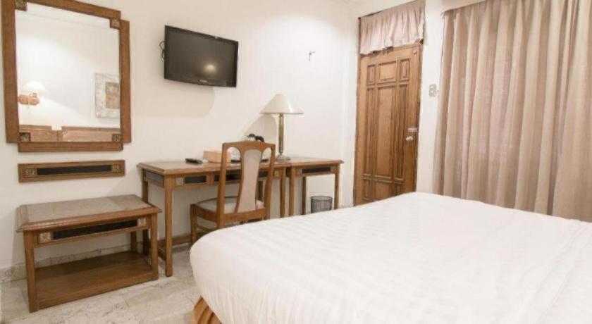 Hotel Oyo 121 Goodview