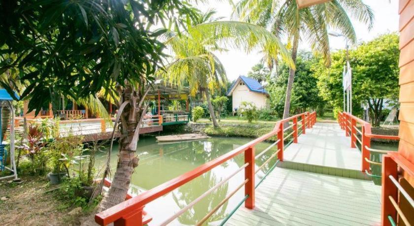 Hotel Oyo 1062 Baanrai Kongjaroen Hua Hin