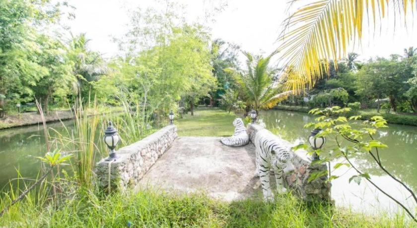 Oyo 1062 Baanrai Kongjaroen Hua Hin