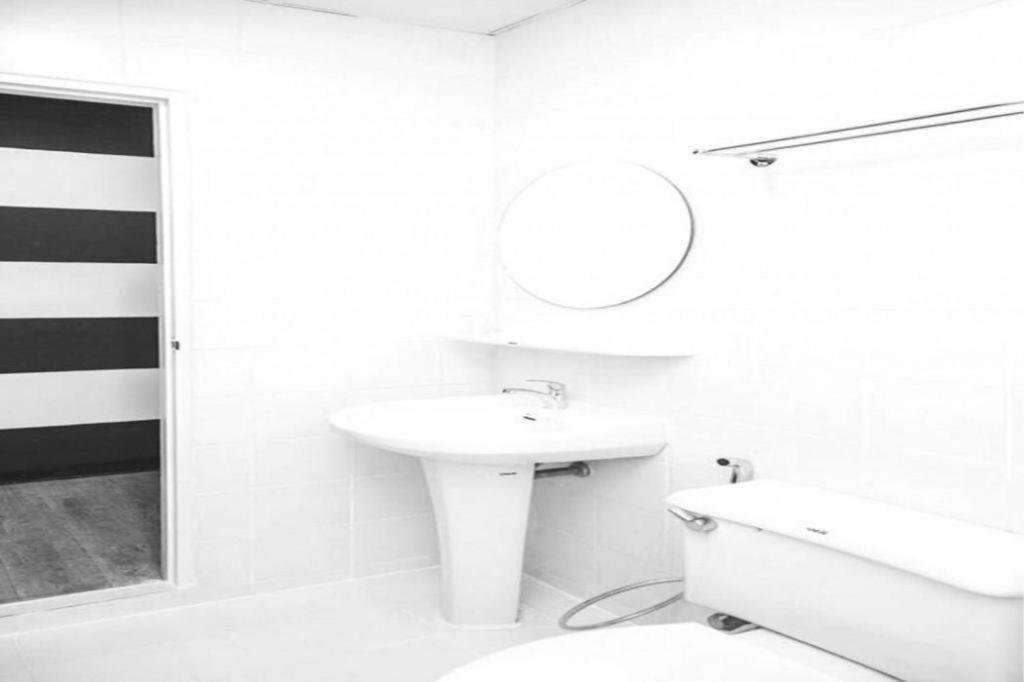 Khách sạn Crystal 3*