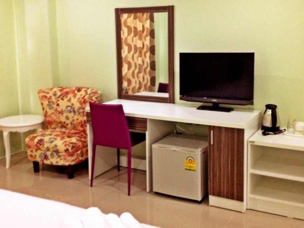 Hotel Chevasai Hua Hin