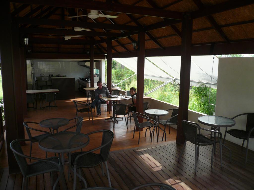 Tai-pan And Resort