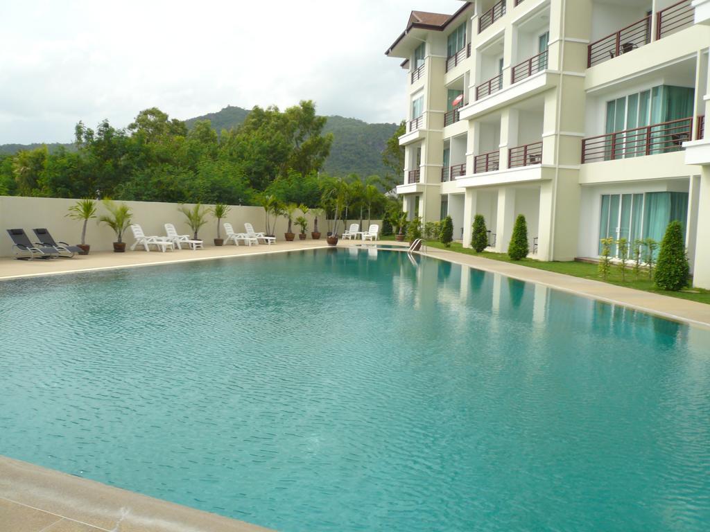 Tai-pan And Resort