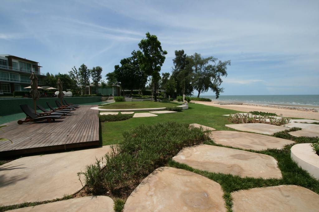 Luxury Beachfront Apartment Hua Hin