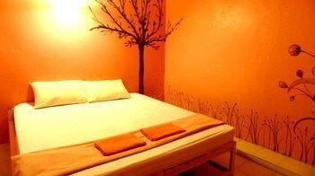 Les Bobos Backpacker Hotel 2*
