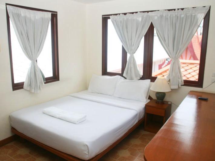 Hotel Baan Khachathong Hua Hin