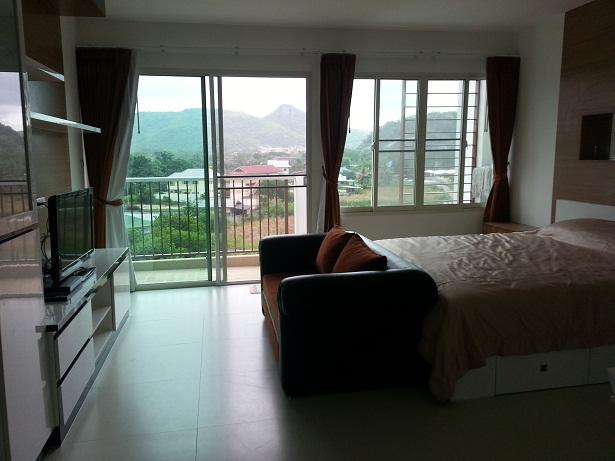 The Seacraze Hua-Hin By Montri C. *
