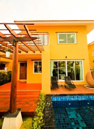 Penginapan Baan Issara 3*