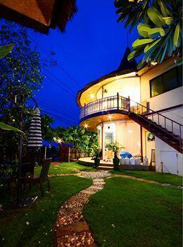 8 Hua Hin