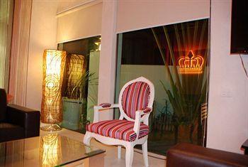 Hotel Q