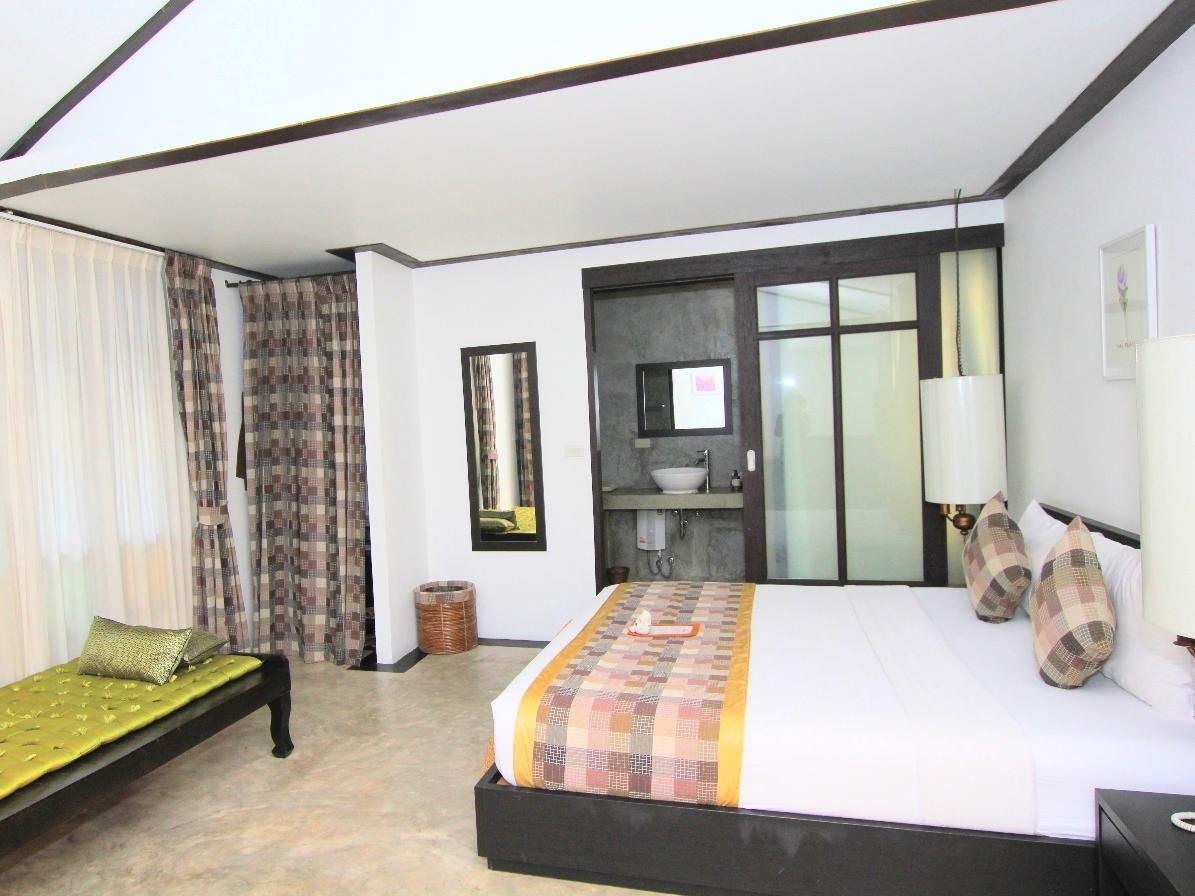Hotel The Herbs 4*