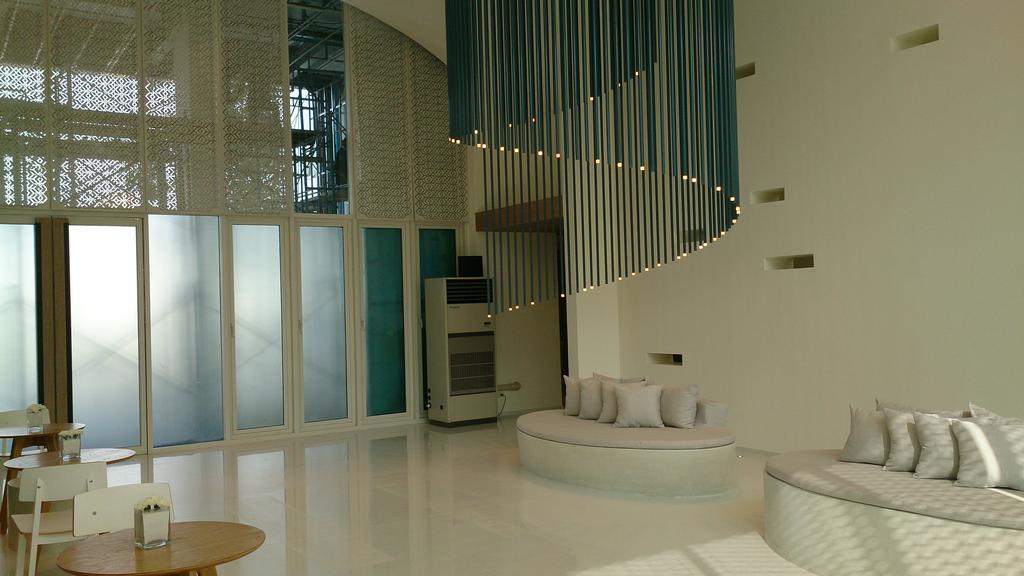 Luxury Beachfront By Ml *