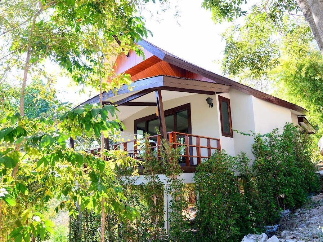 Hill Khách sạn 2*