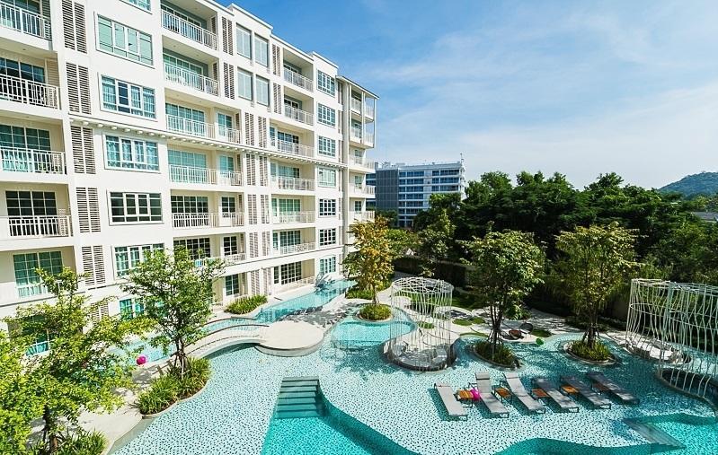Summer Classic Pool View Apartment *