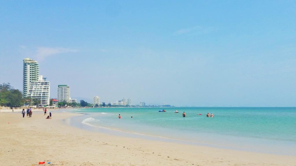 Victor Hua Hin